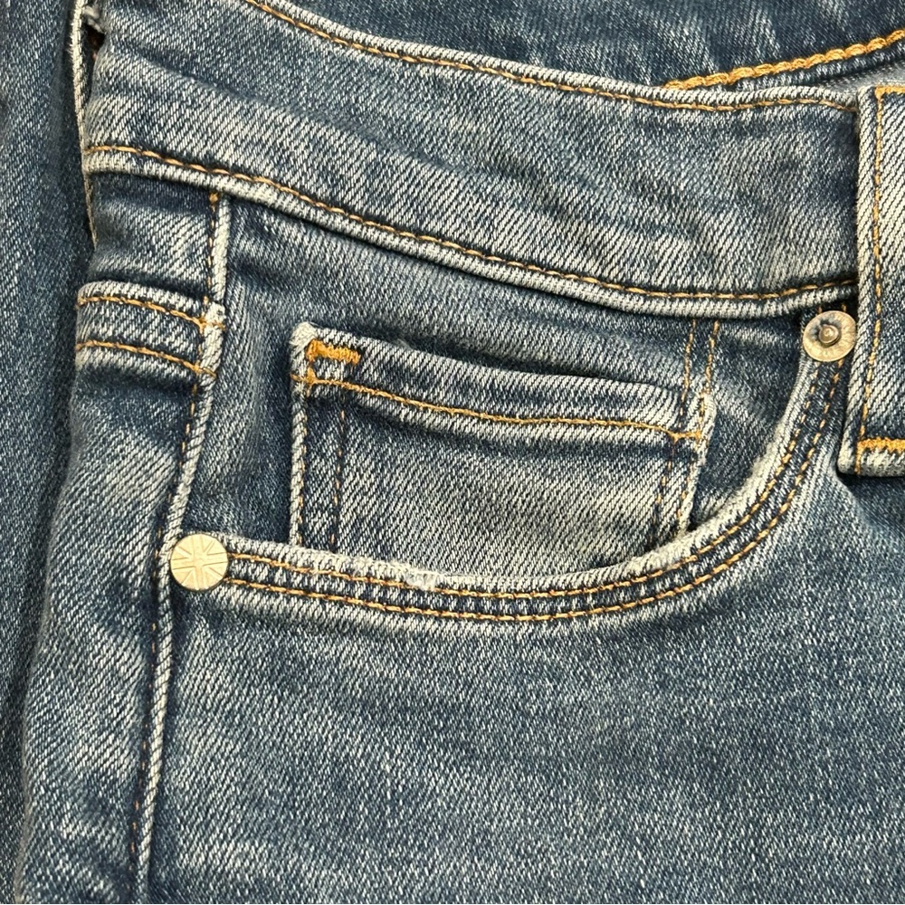 Hudson Jeans Amelia Shorts - Picture 4 of 6
